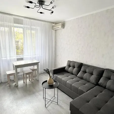 1-Комнатная Уютная Смарт Квартира-Студия Kyiv Exterior photo